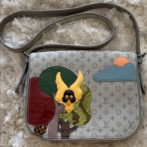 Louis Vuitton Handbags - 💯 Limited Edition Louis Vuitton “Conte de fees”